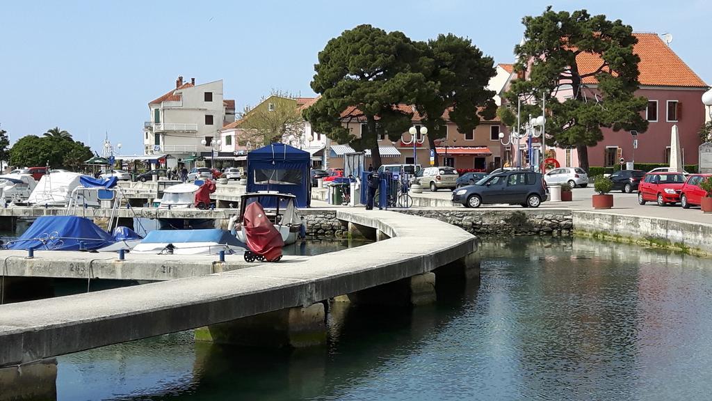Apartments Davor Biograd Na Moru Eksteriør bilde