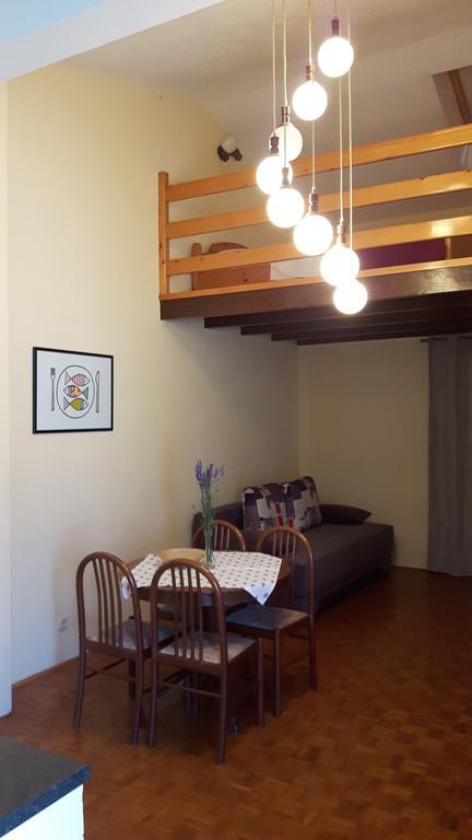 Apartments Davor Biograd Na Moru Eksteriør bilde