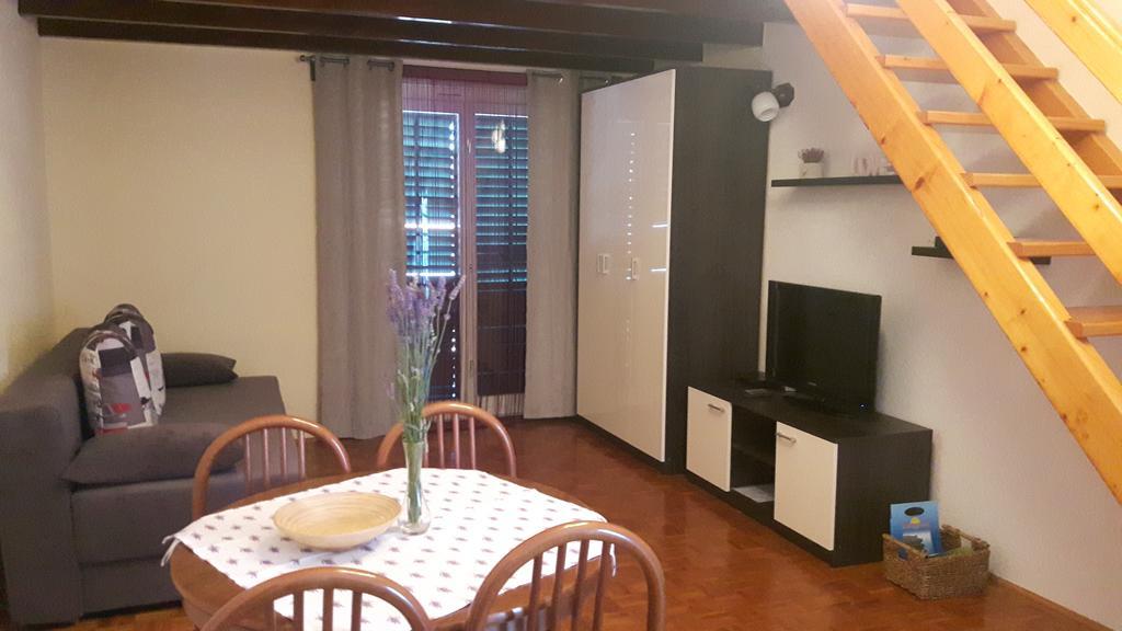 Apartments Davor Biograd Na Moru Eksteriør bilde