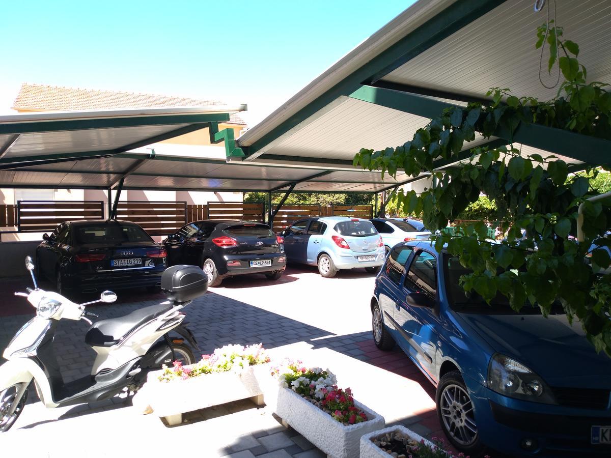 Apartments Davor Biograd Na Moru Eksteriør bilde